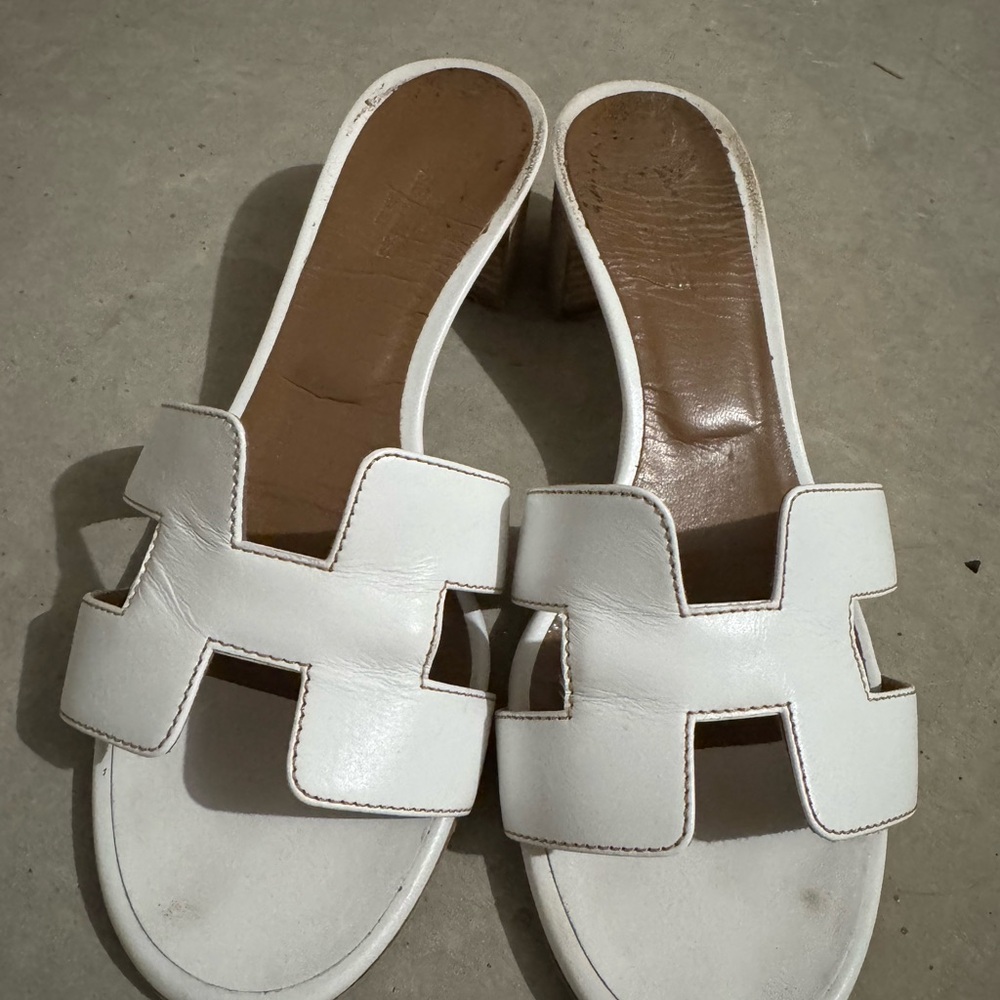 Hermes Oasis Sandal in White